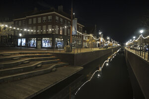 Nighttime ambiance in Zevenbergen, Noord-Brabant, showcasing ser