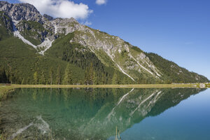 Panoramasee: bergspiegeling in Stubai Valley