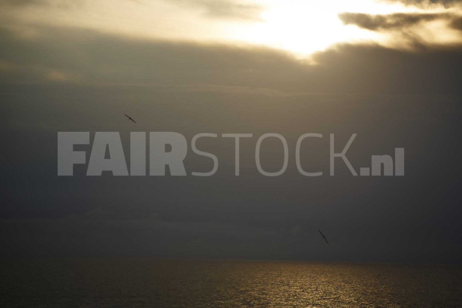 Zonsondergang boven de Noordzee