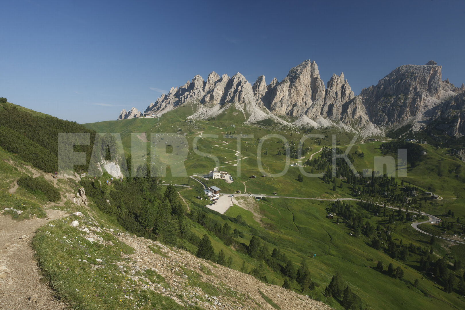 Verken de paden naar het Pisciadu-meer