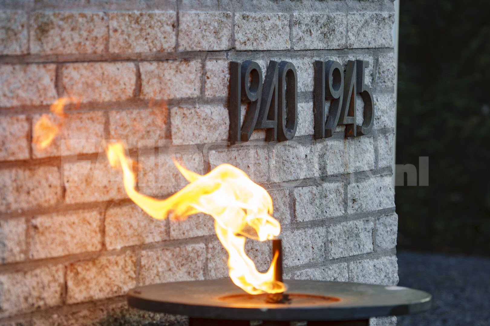 Eeuwige vlam eert historische periode