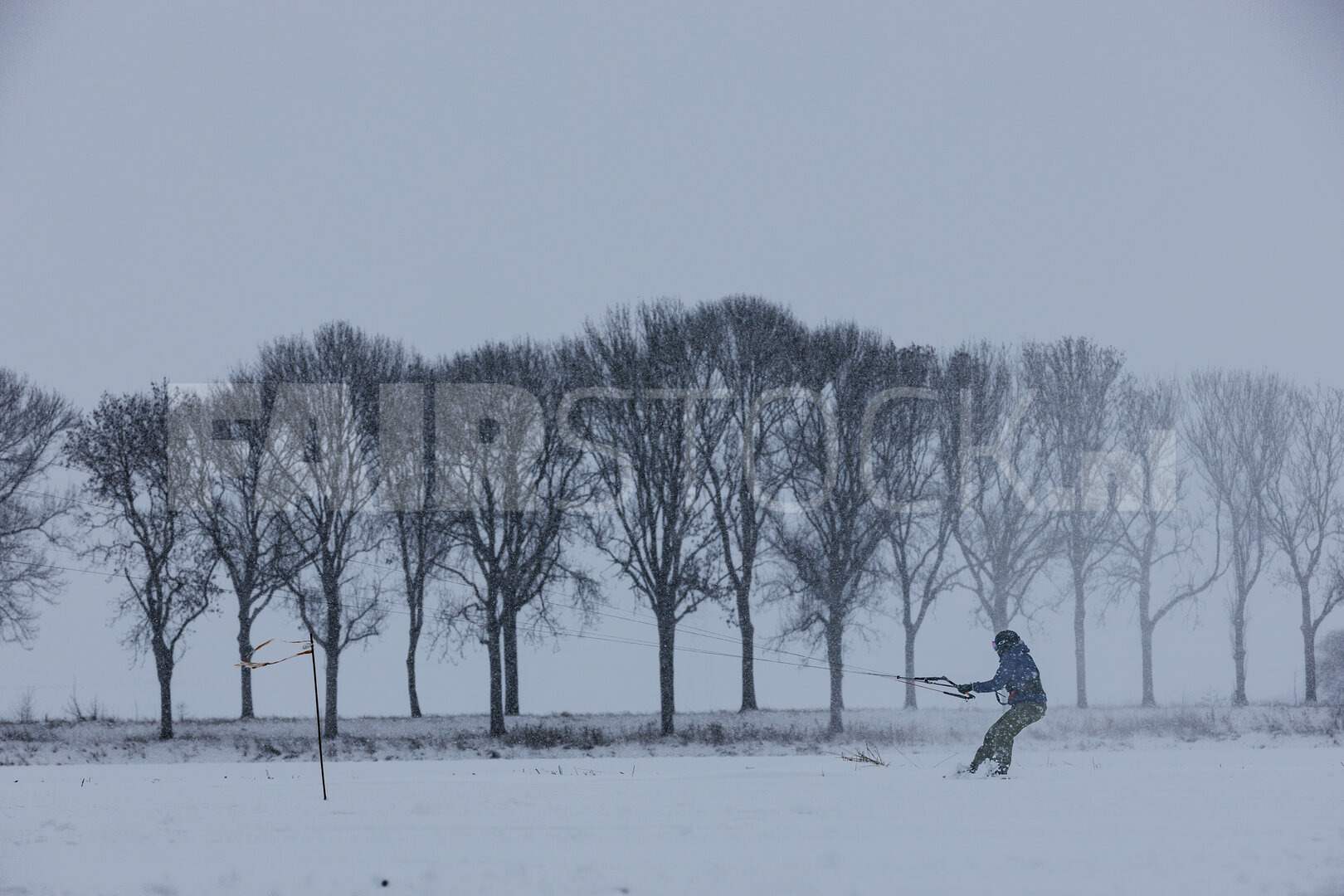 Snowkiten in de sneeuwstorm